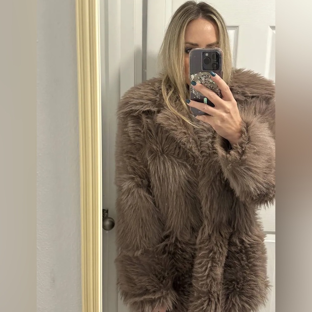 ASTR HADLEY COAT Mocha Mauve Size : Medium NWOT - Picture 3 of 5